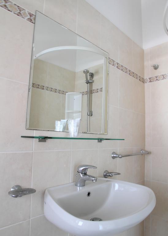 Hotel Universo Rimini Luaran gambar